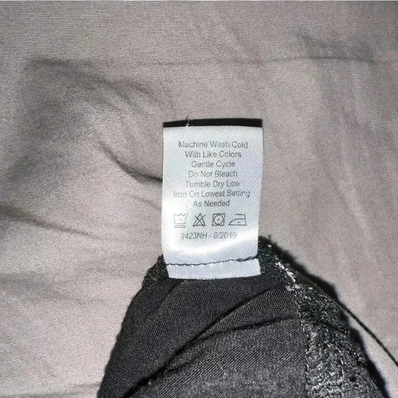 Jaretchung 1X Black Floral Tank Top Lace Hem Tie at Back Neck Keyhole  Cute - Picture 6 of 6